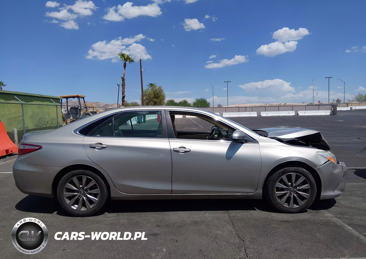 2016 Toyota Camry Xle VIN:4T4BF1FK7GR562231 - 13