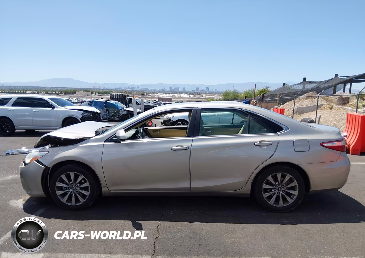 2016 Toyota Camry Xle VIN:4T4BF1FK7GR562231 - 14