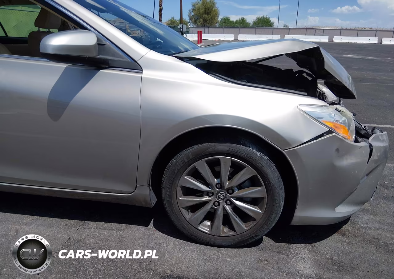2016 Toyota Camry Xle VIN:4T4BF1FK7GR562231 - 6