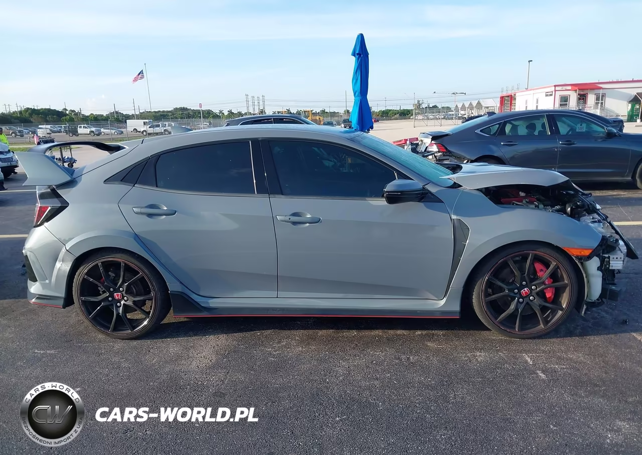 2021 Honda Civic Type R Touring VIN:SHHFK8G75MU203123 - 14