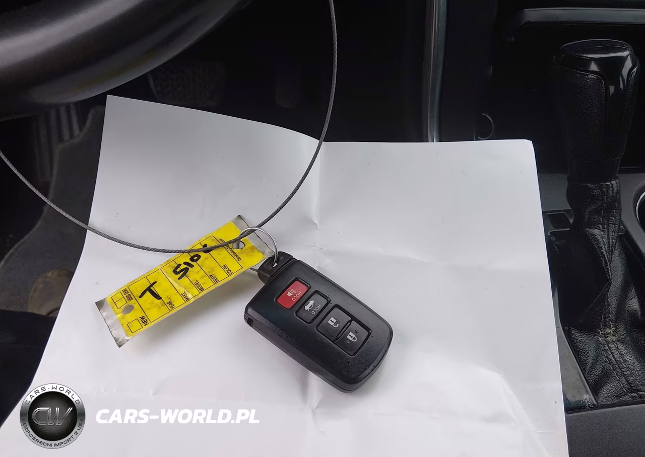 2015 Toyota Camry Hybrid Le VIN:4T1BD1FK8FU159325 - 11