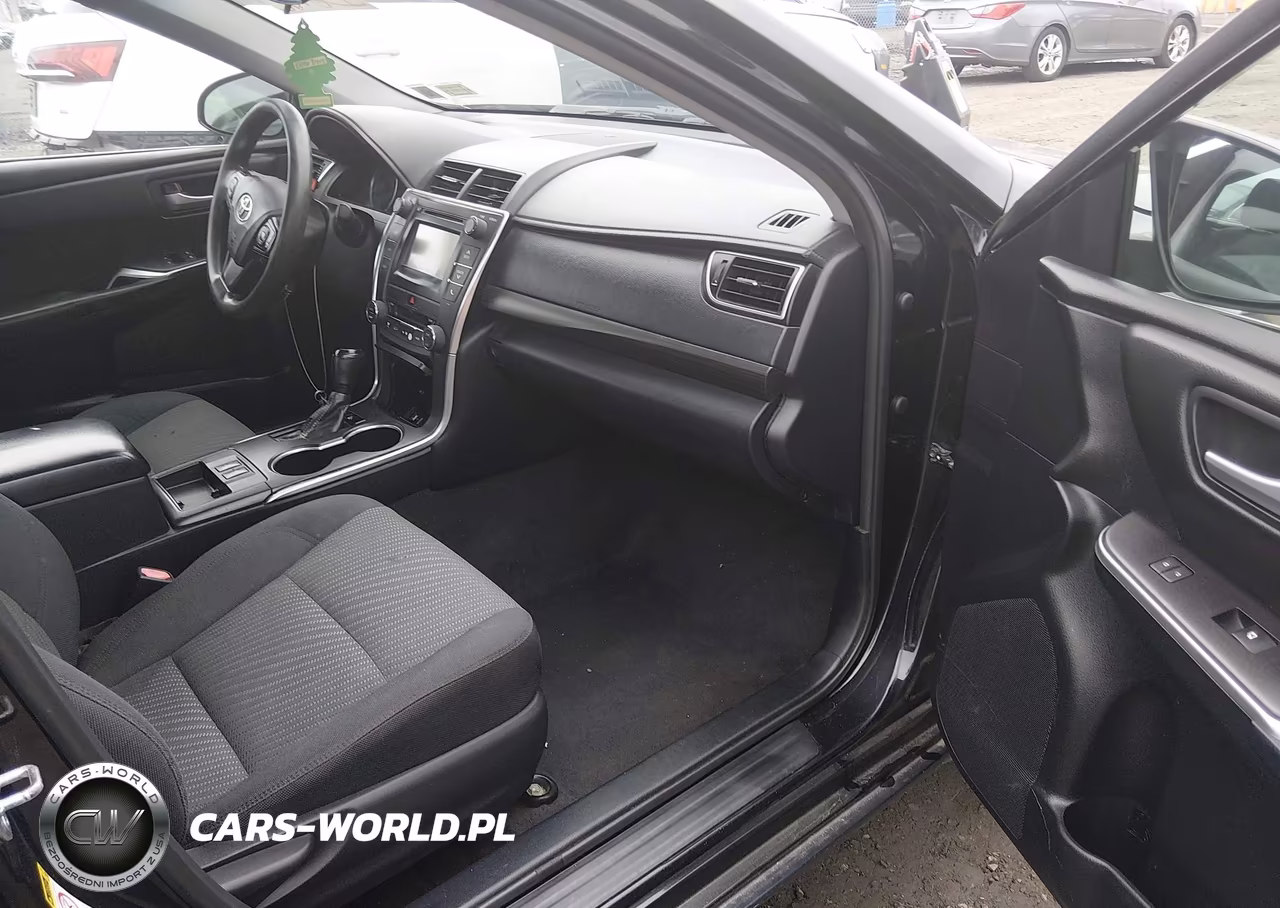 2015 Toyota Camry Hybrid Le VIN:4T1BD1FK8FU159325 - 5