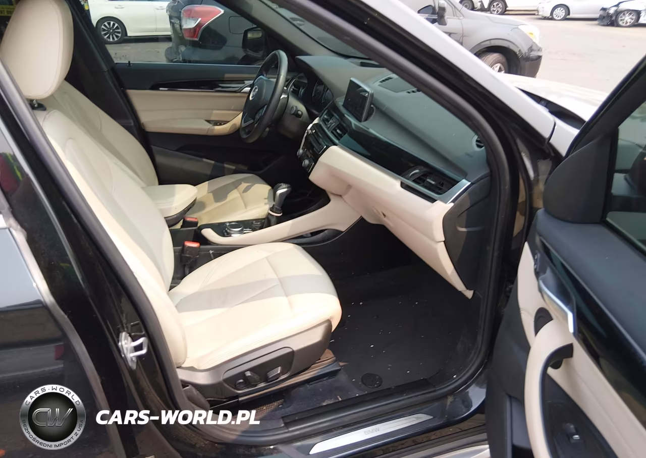 2019 BMW X1 xDrive28I VIN:WBXHT3C58K5L36801 - 5