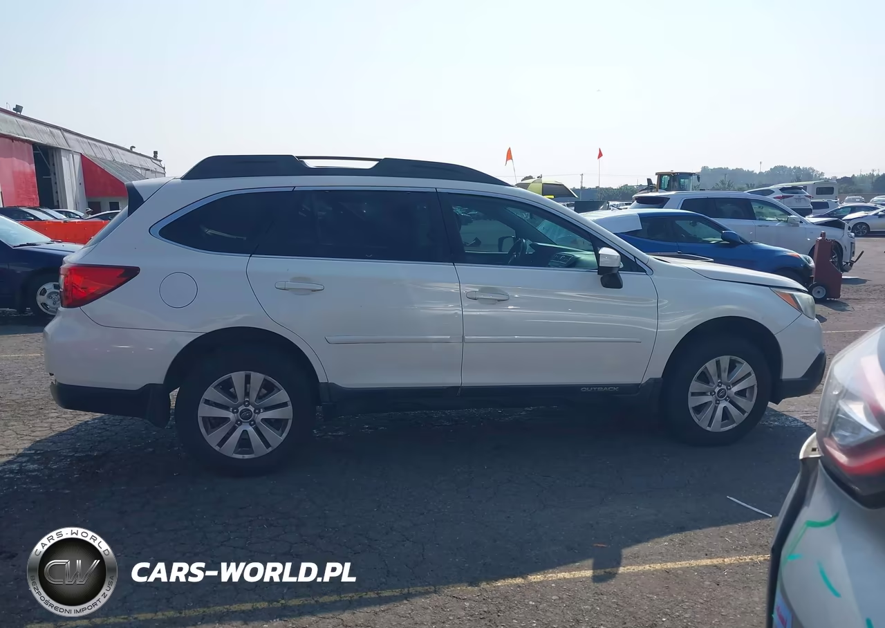 2015 Subaru Outback 2.5I Premium VIN:4S4BSACC0F3248461 - 13