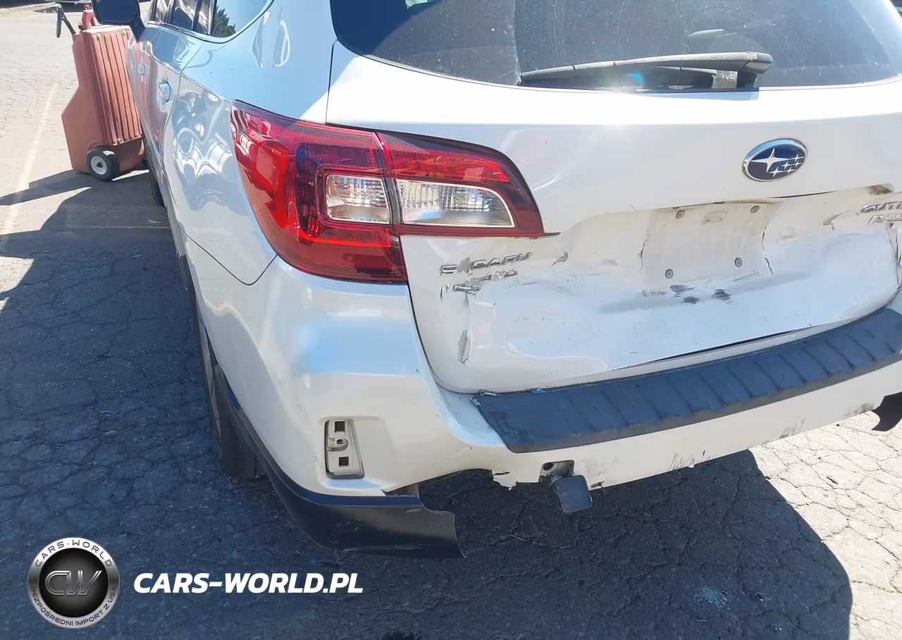 2015 Subaru Outback 2.5I Premium VIN:4S4BSACC0F3248461 - 18