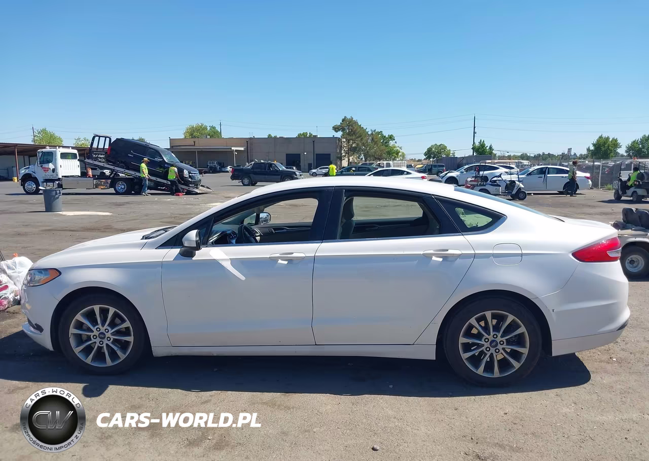 2017 Ford Fusion Se VIN:3FA6P0H70HR142356 - 14