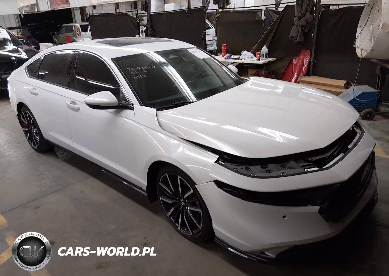 2024 Honda Accord Hybrid Touring – zdjęcie 1 z 16