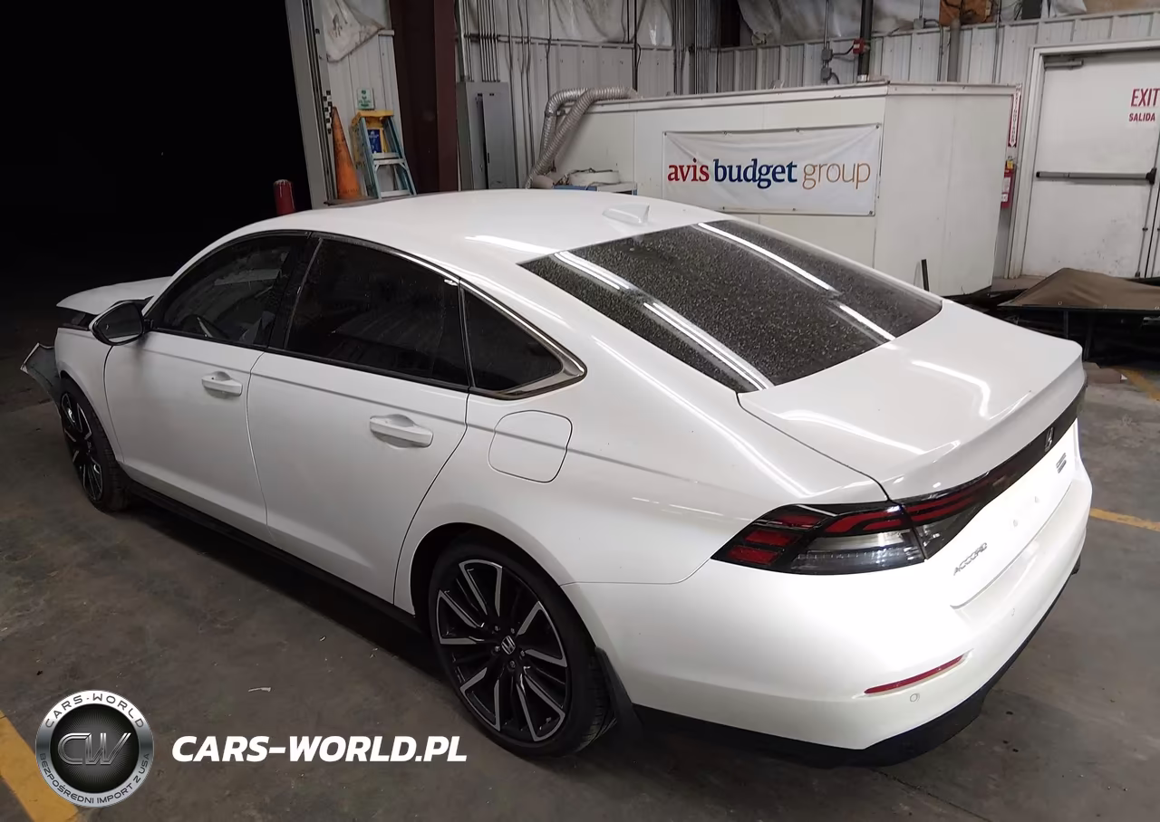 2024 Honda Accord Hybrid Touring VIN:1HGCY2F89RA014552 - 3