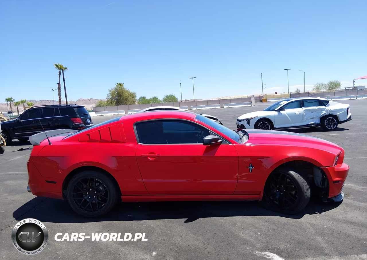 2013 Ford Mustang V6 VIN:1ZVBP8AM5D5267287 - 14