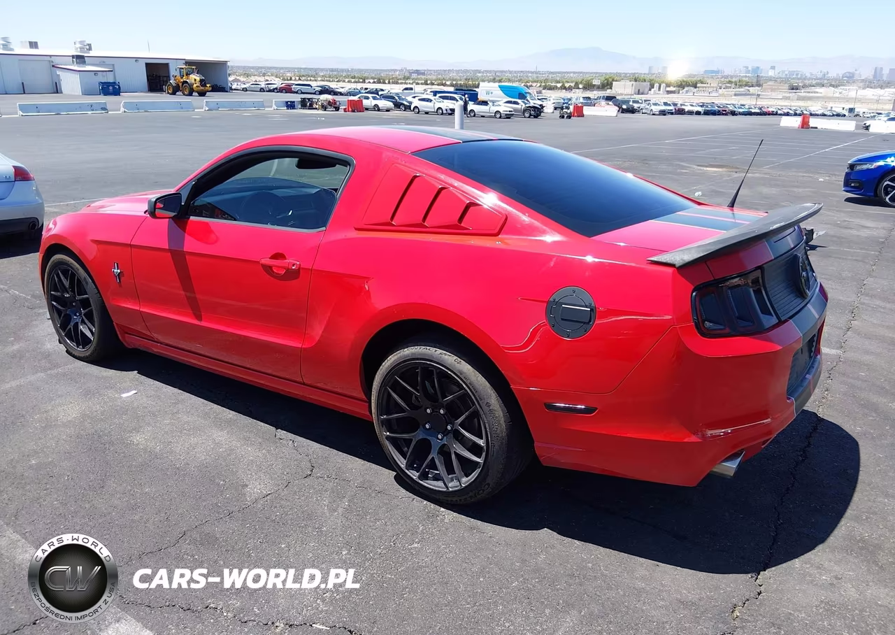 2013 Ford Mustang V6 VIN:1ZVBP8AM5D5267287 - 3