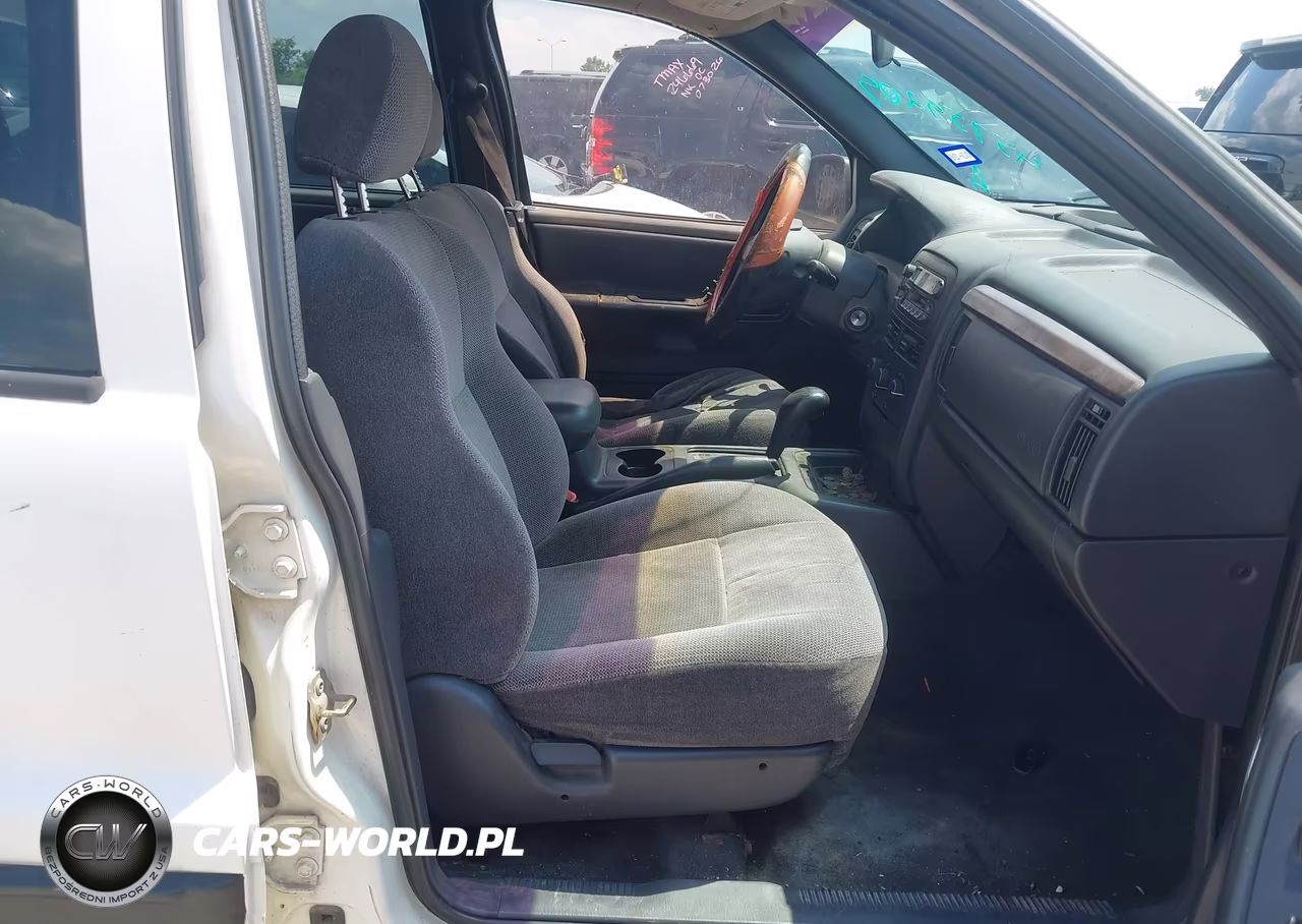 2000 Jeep Grand Cherokee Laredo VIN:1J4G248NXYC267473 - 5