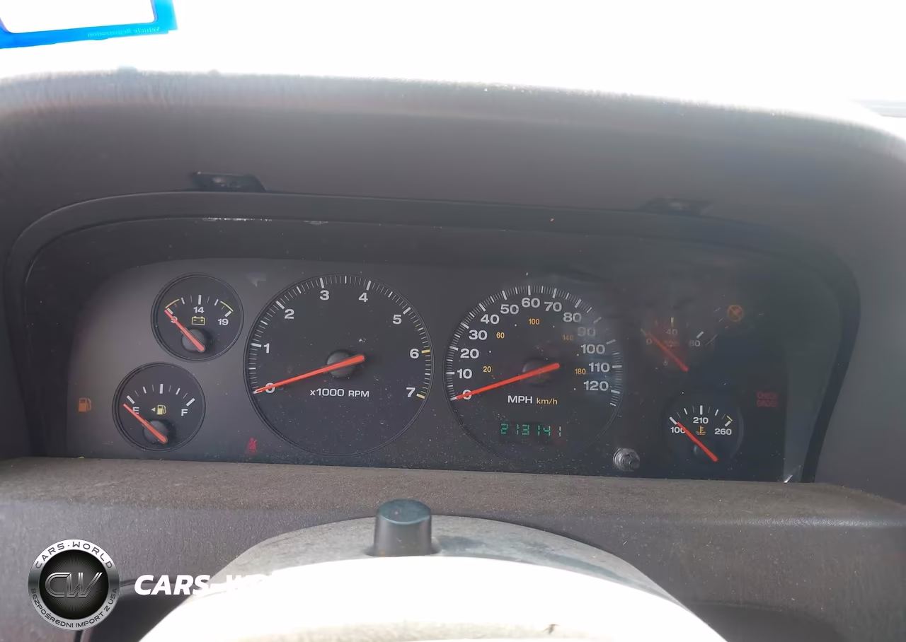 2000 Jeep Grand Cherokee Laredo VIN:1J4G248NXYC267473 - 7