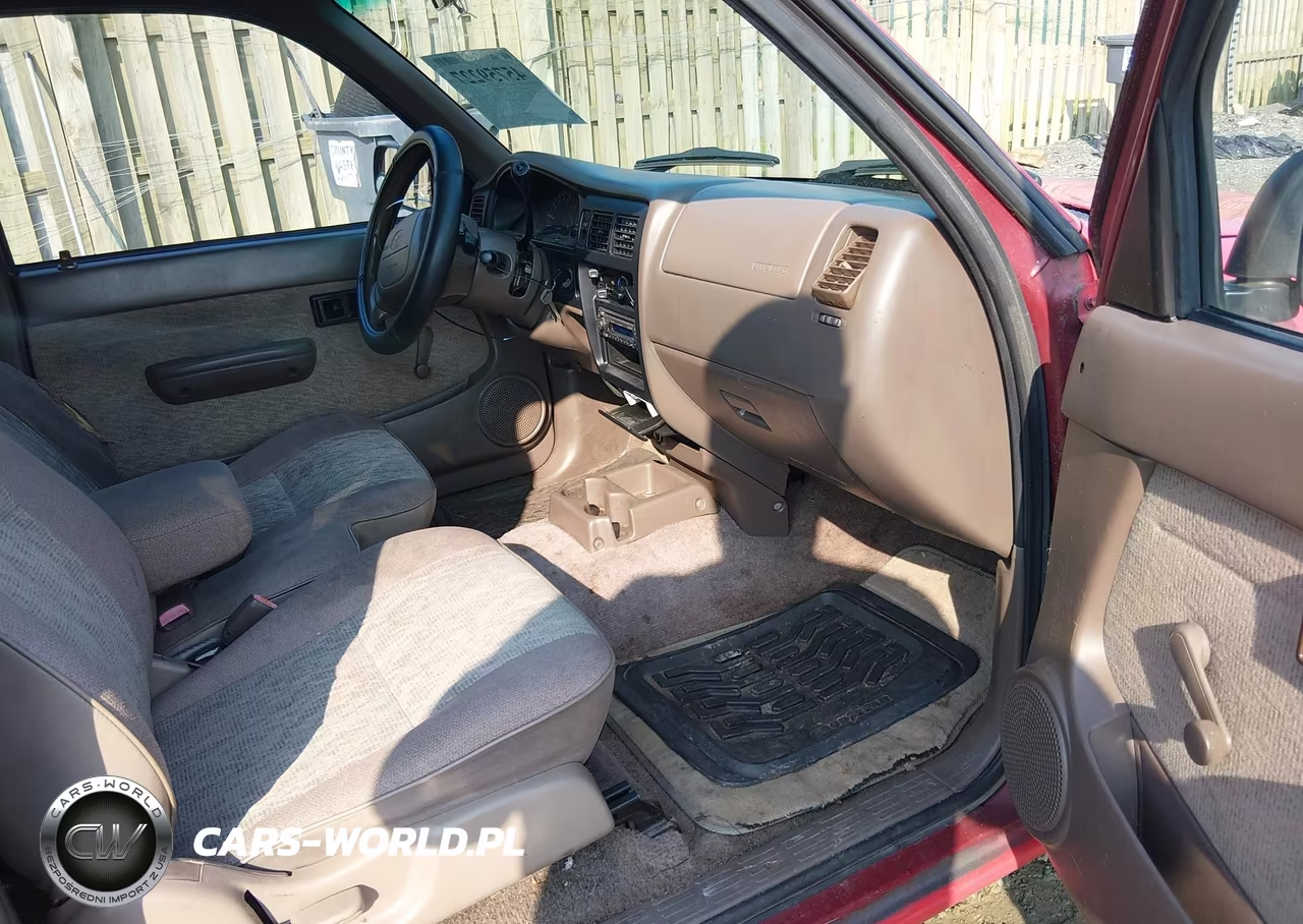 1998 Toyota Tacoma VIN:4TAVL52N5WZ053957 - 5