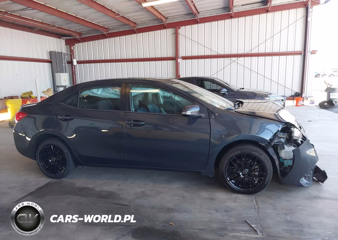 2017 Toyota Corolla Xse VIN:5YFBURHE2HP679546 - 13