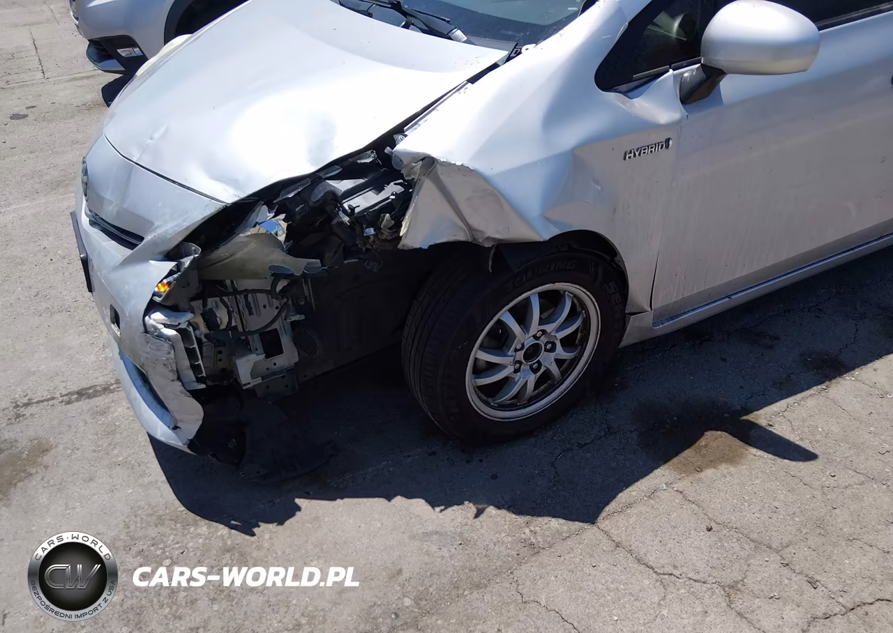 2012 Toyota Prius V Three VIN:JTDZN3EU2C3149003 - 12