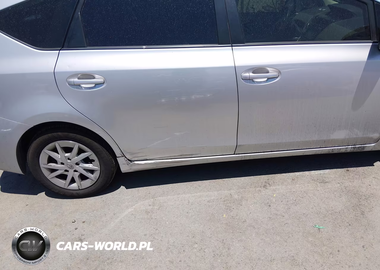 2012 Toyota Prius V Three VIN:JTDZN3EU2C3149003 - 14