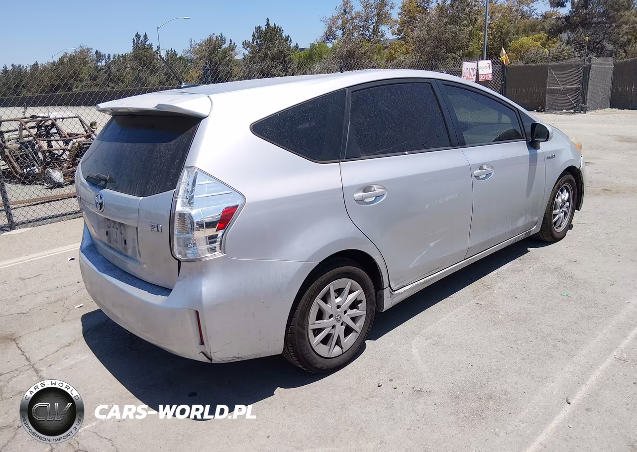 2012 Toyota Prius V Three VIN:JTDZN3EU2C3149003 - 4