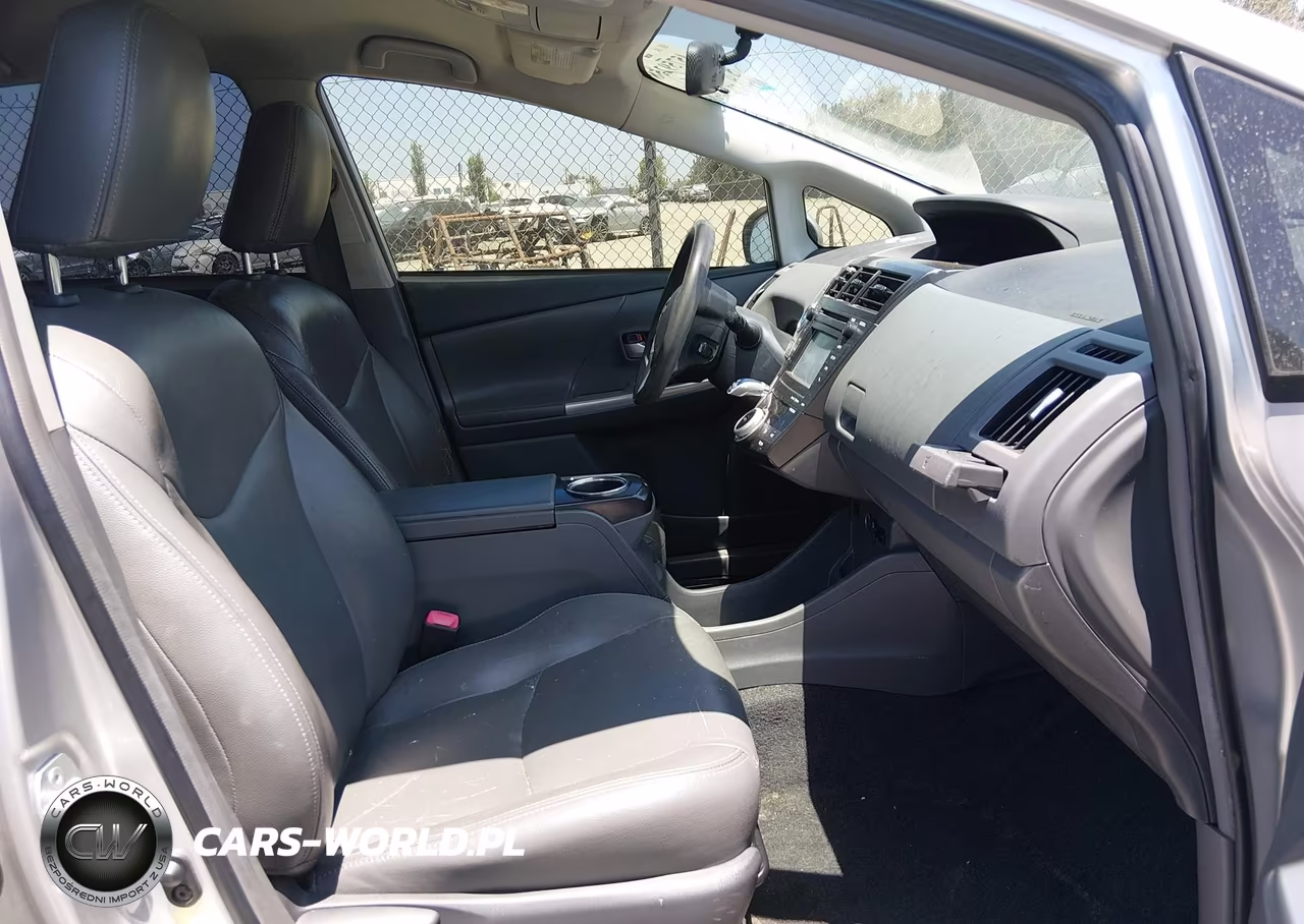 2012 Toyota Prius V Three VIN:JTDZN3EU2C3149003 - 5