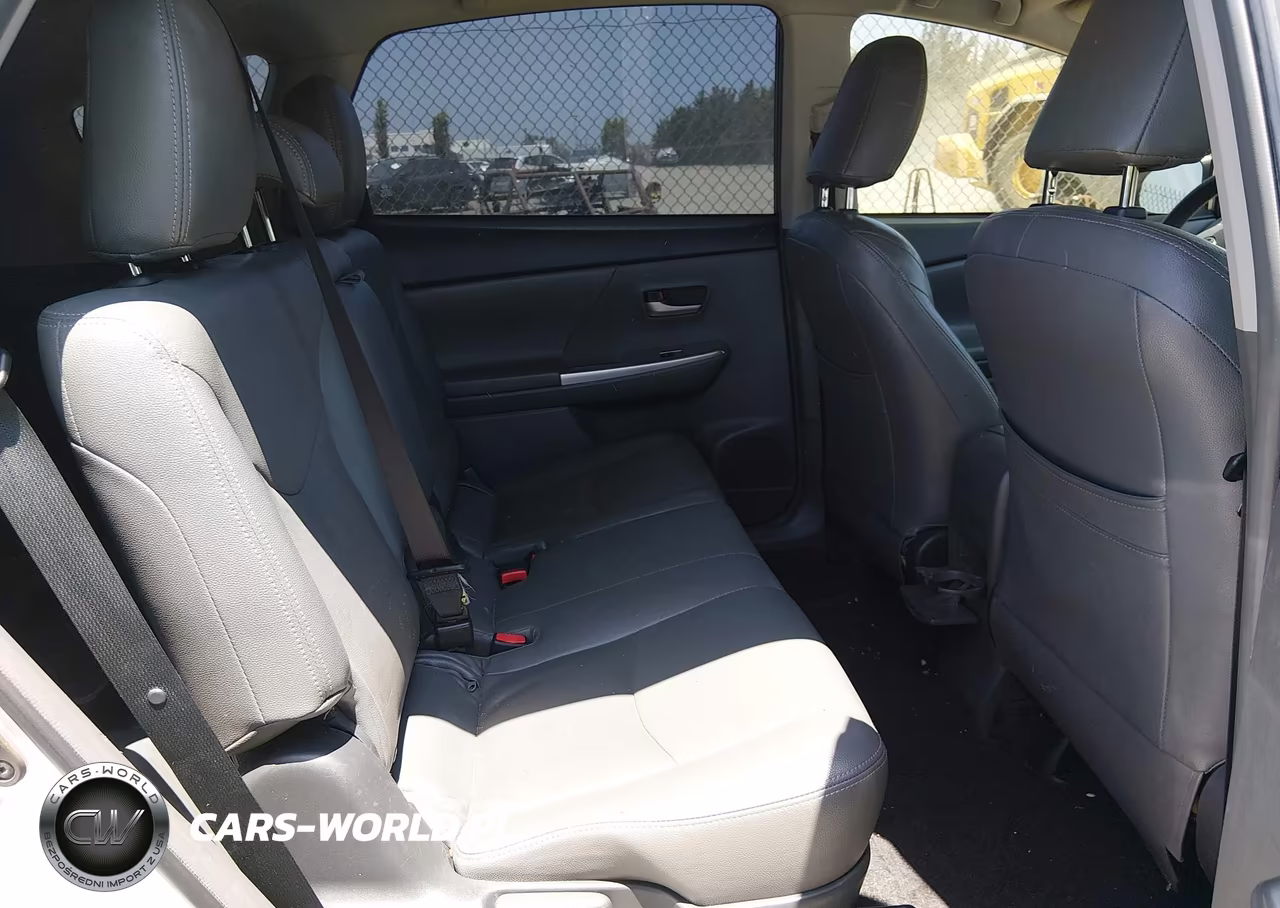 2012 Toyota Prius V Three VIN:JTDZN3EU2C3149003 - 8