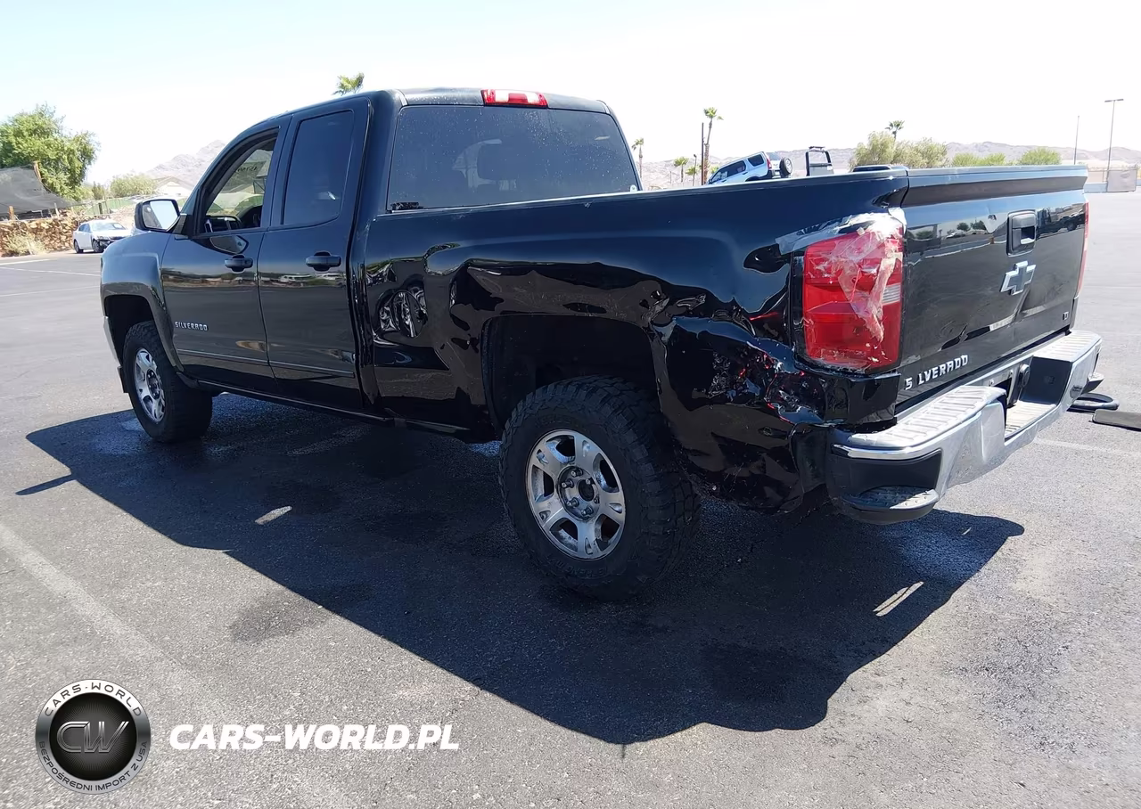 2018 Chevrolet Silverado 1500 1Lt VIN:1GCRCREH9JZ175314 - 3