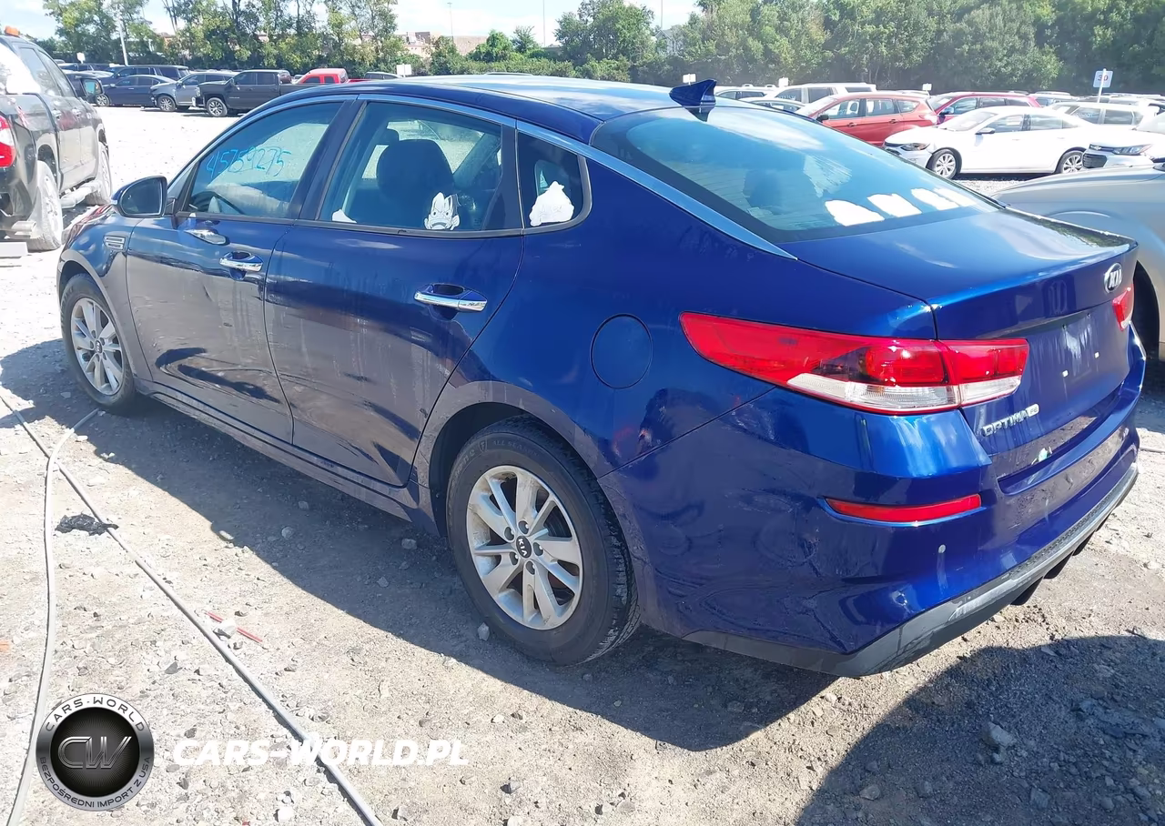 2019 Kia Optima Lx VIN:5XXGT4L3XKG279834 - 3