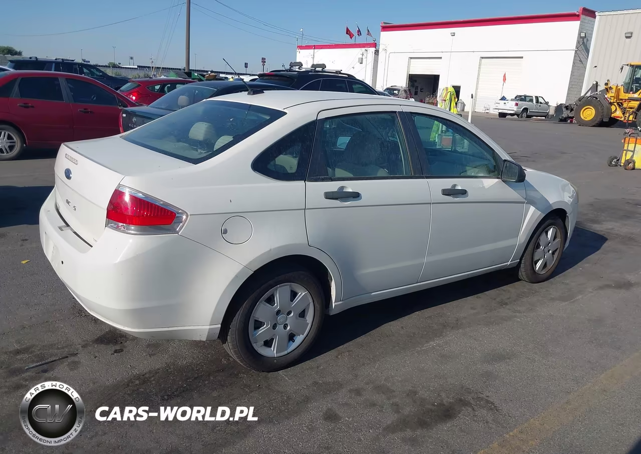 2011 Ford Focus S VIN:1FAHP3EN6BW145294 - 4