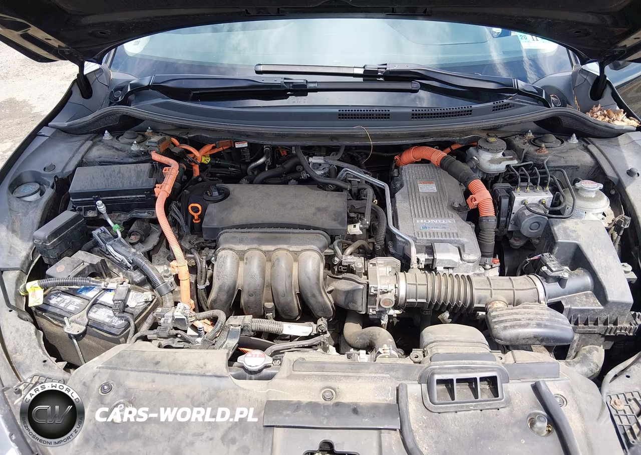 2018 Honda Clarity Plug-In Hybrid Touring VIN:JHMZC5F3XJC017786 - 10