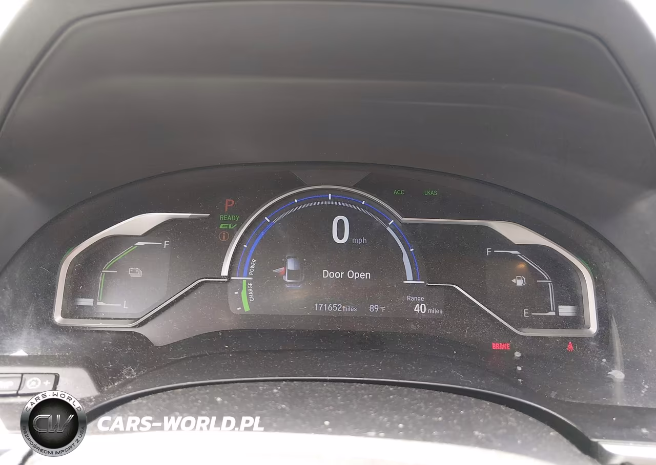 2018 Honda Clarity Plug-In Hybrid Touring VIN:JHMZC5F3XJC017786 - 7