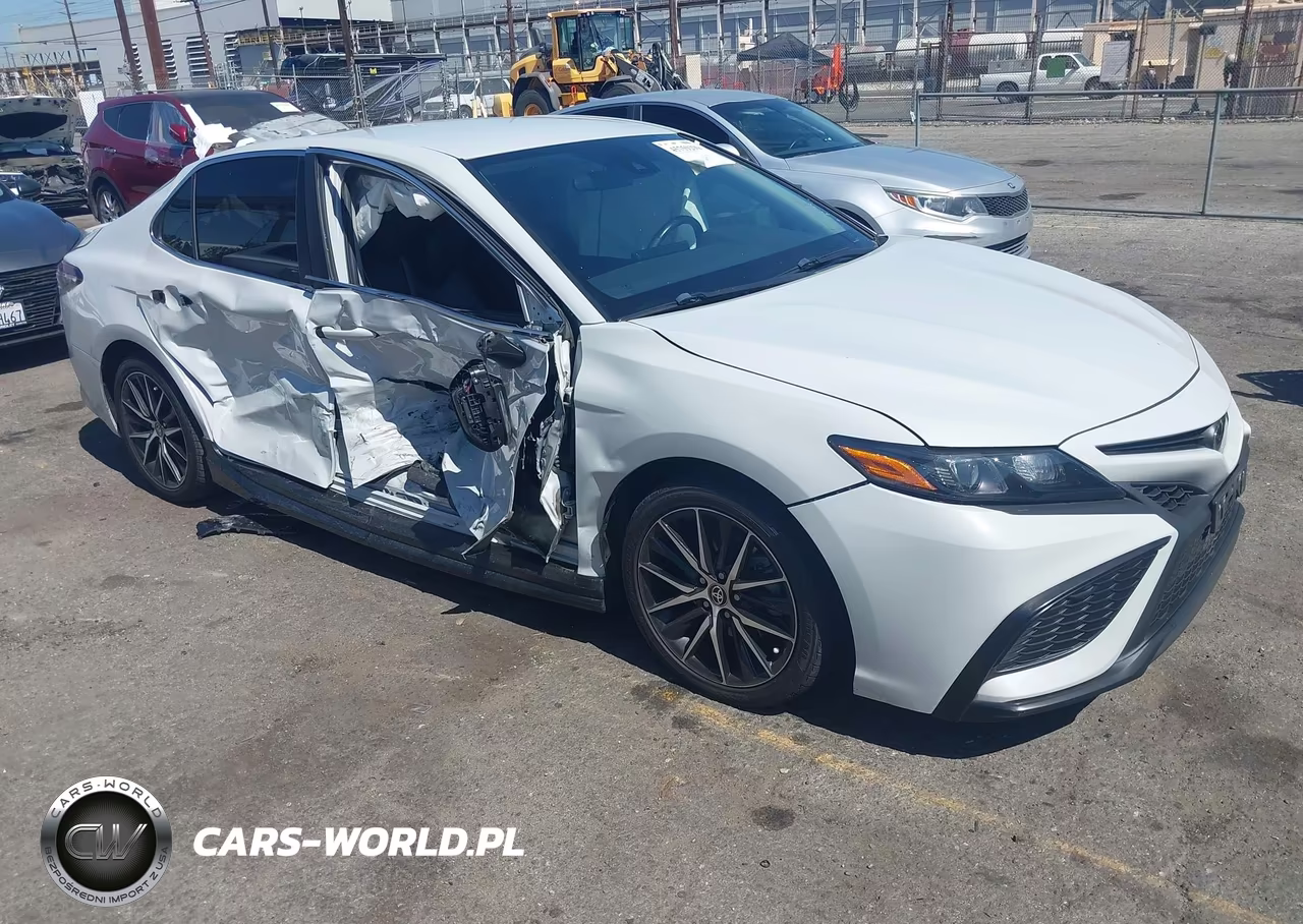 2022 Toyota Camry Se