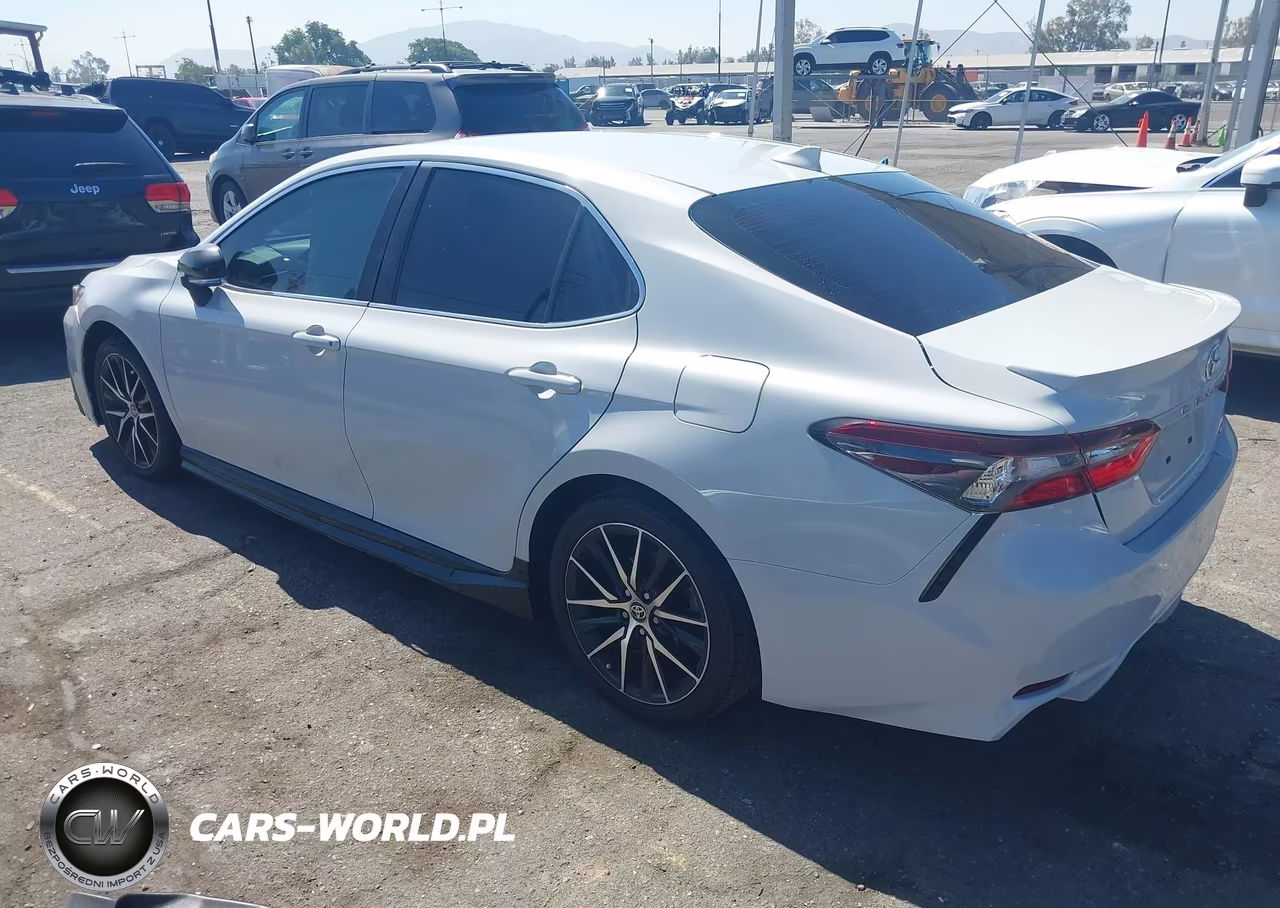 2022 Toyota Camry Se VIN:4T1G11AK2NU012583 - 3