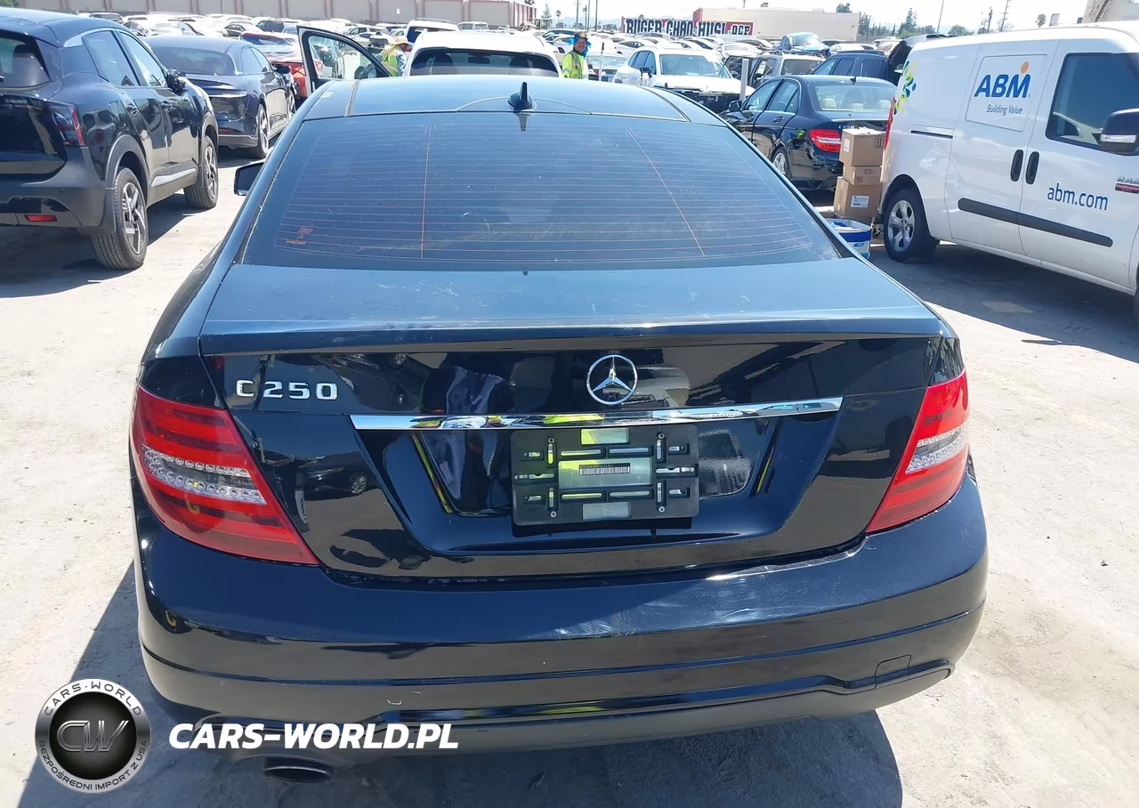 2015 Mercedes-Benz C 250 VIN:WDDGJ4HB8FG436402 - 17