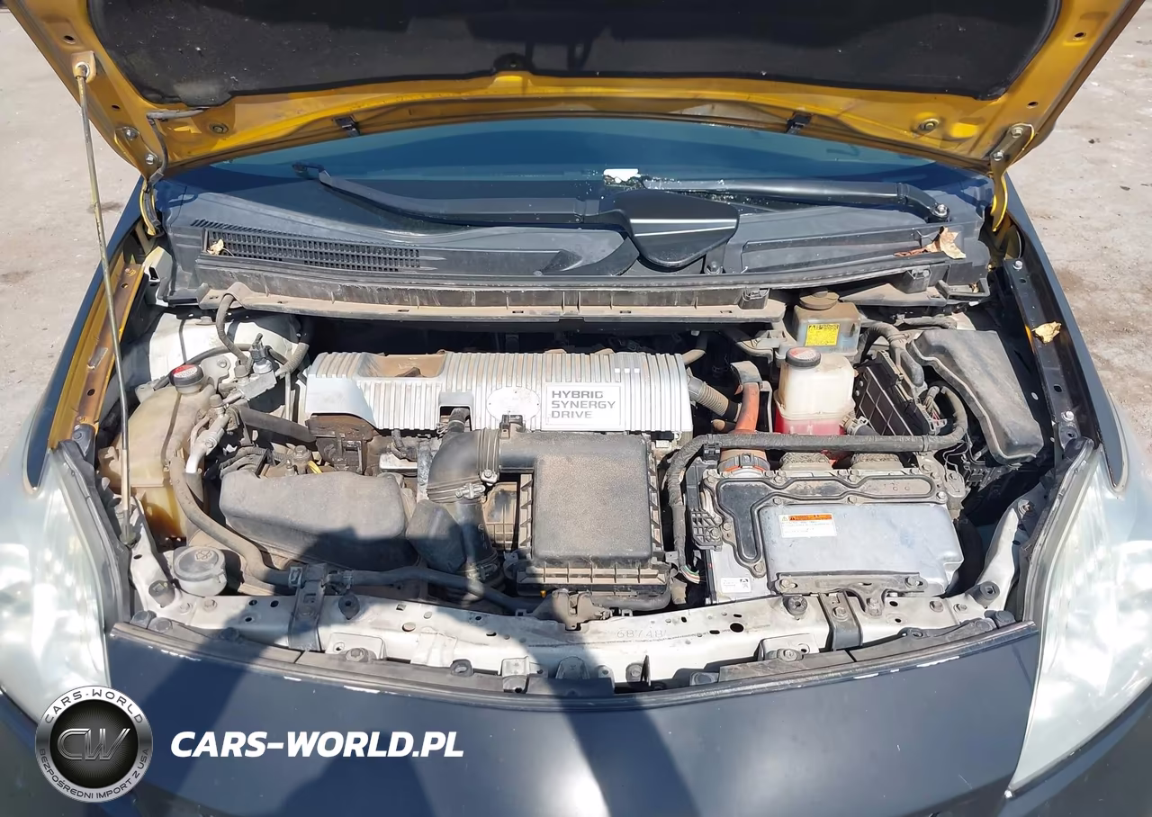 2015 Toyota Prius Two VIN:JTDKN3DU1F1942277 - 10