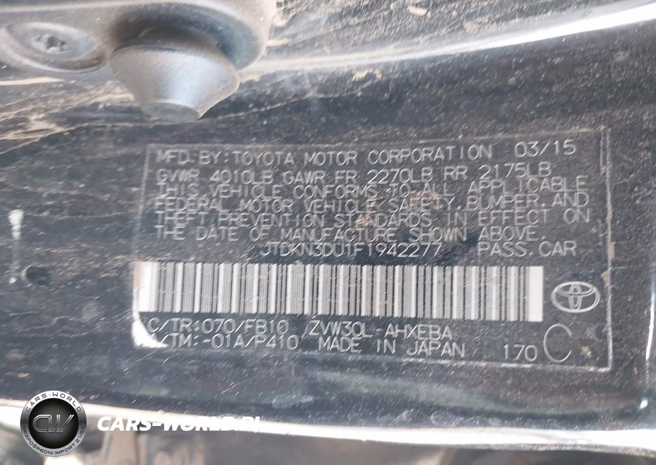 2015 Toyota Prius Two VIN:JTDKN3DU1F1942277 - 9