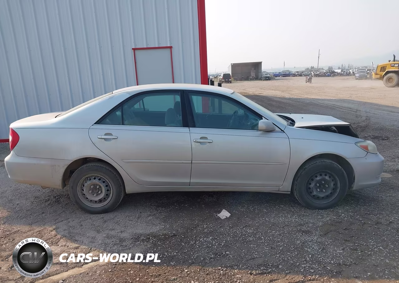 2003 Toyota Camry Le VIN:4T1BE32K43U126316 - 13