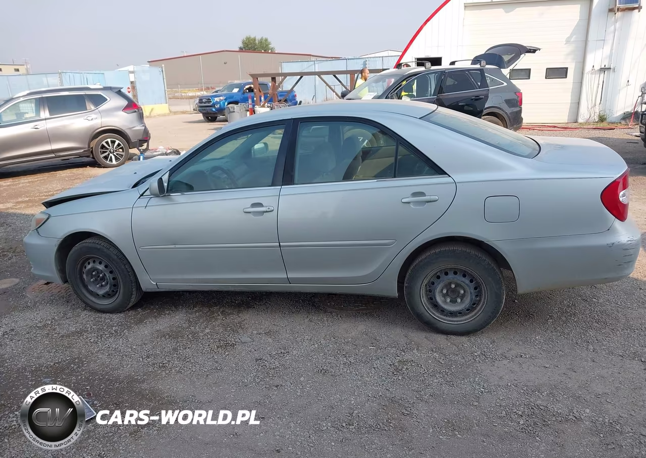 2003 Toyota Camry Le VIN:4T1BE32K43U126316 - 14