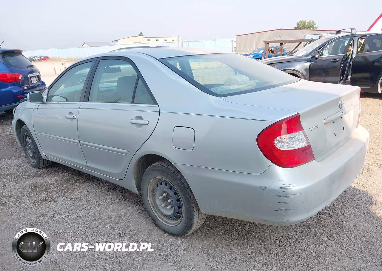 2003 Toyota Camry Le VIN:4T1BE32K43U126316 - 3