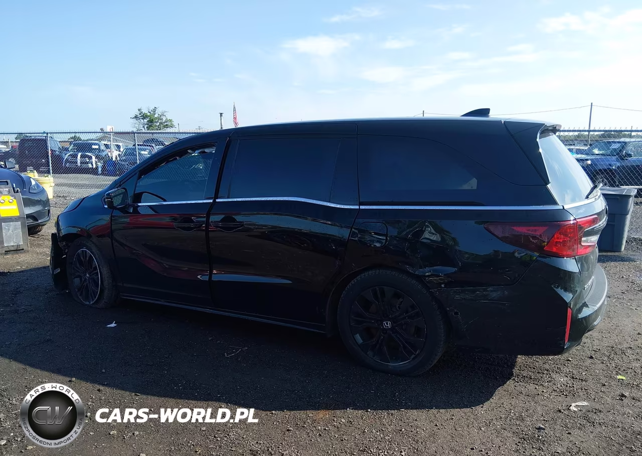 2025 Honda Odyssey Sport-L VIN:5FNRL6H72SB028969 - 14