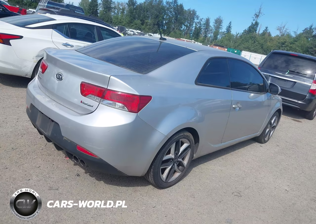 2010 Kia Forte Koup Sx VIN:KNAFW6A30A5246035 - 4