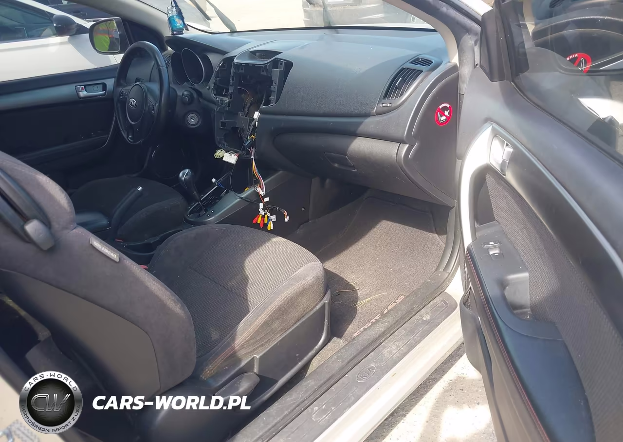 2010 Kia Forte Koup Sx VIN:KNAFW6A30A5246035 - 5