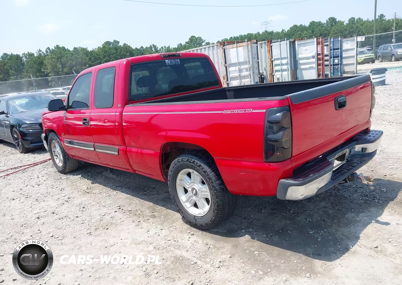 2004 Chevrolet Silverado 1500 VIN:2GCEC19V941135506 - 3