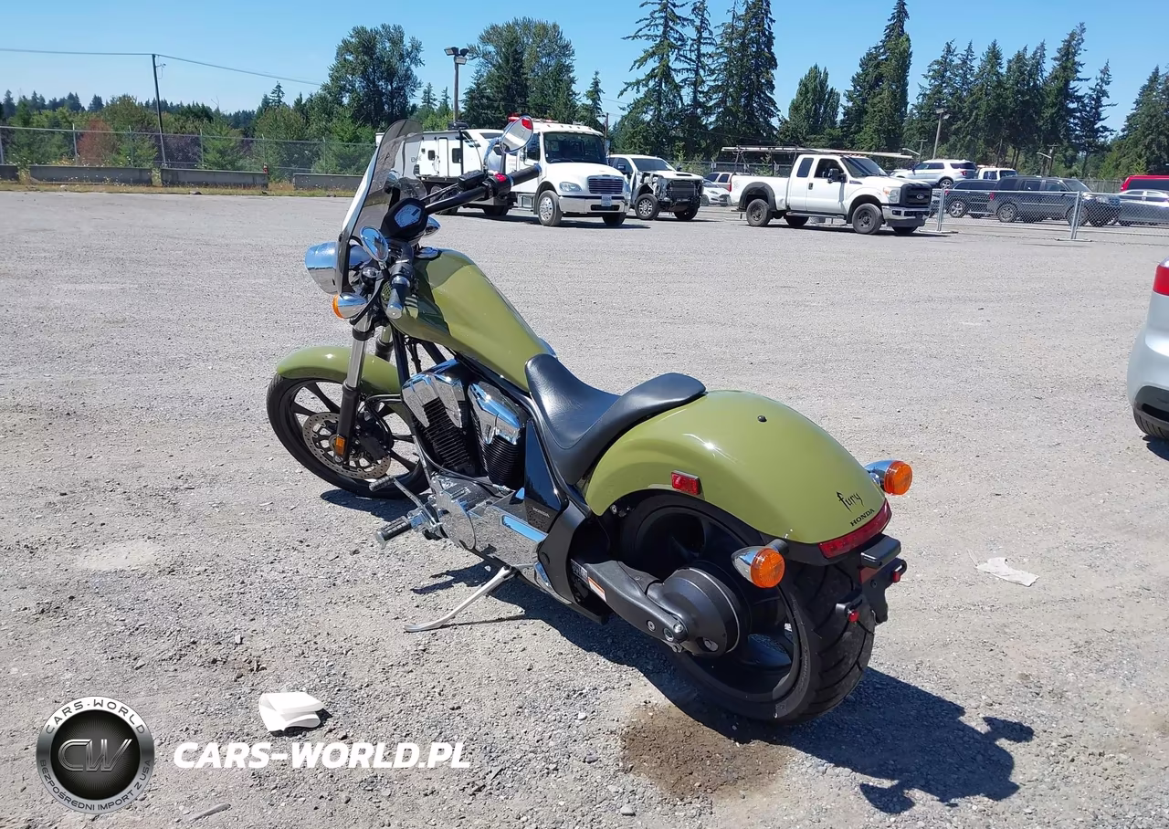 2025 Honda Vt1300 Cxa VIN:JH2SC6160SK900028 - 3