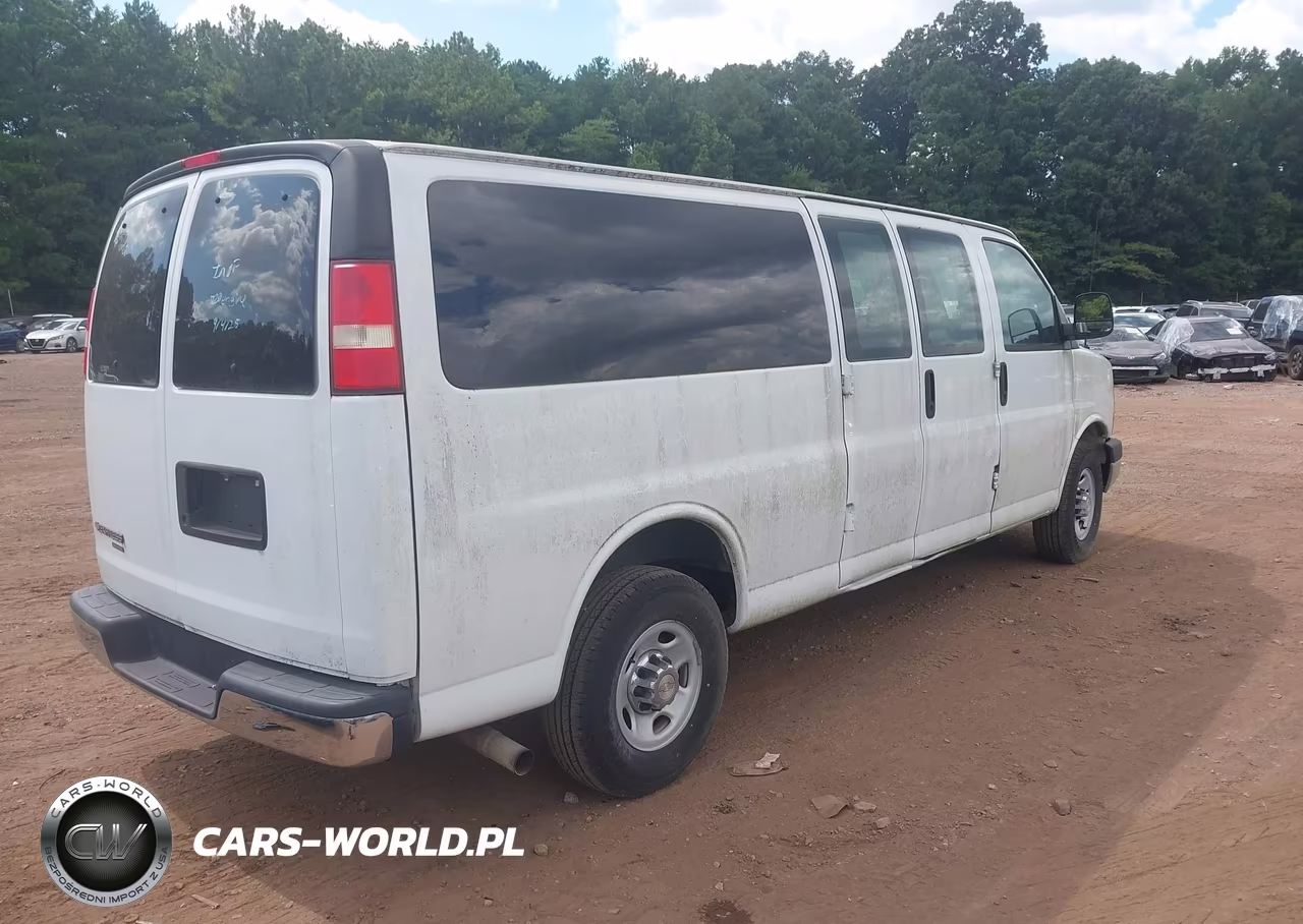 2014 Chevrolet Express 3500 Lt VIN:1GAZG1FG0E1164453 - 4