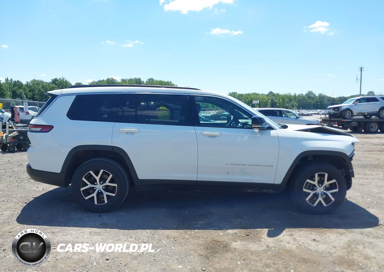 2024 Jeep Grand Cherokee L Limited 4X4 VIN:1C4RJKBG2R8569716 - 13
