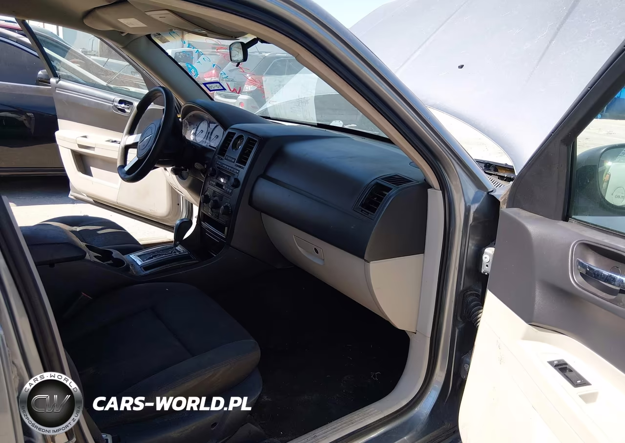 2006 Chrysler 300 VIN:2C3LA43R26H458529 - 5
