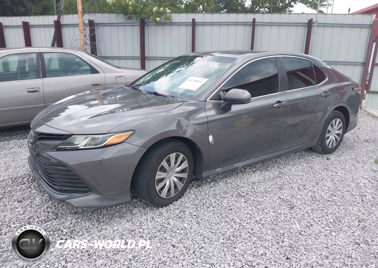 2018 Toyota Camry L VIN:4T1B11HKXJU047494 - 2