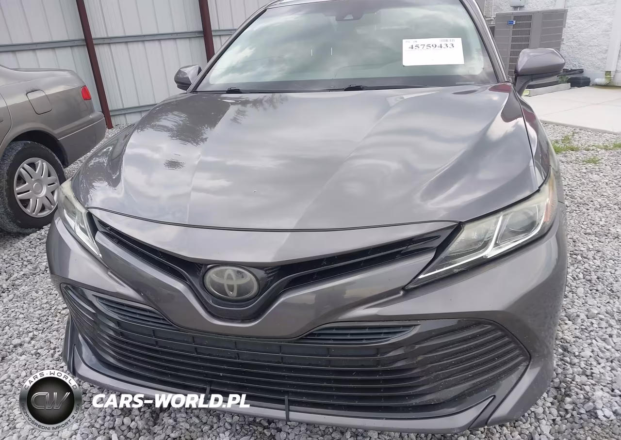2018 Toyota Camry L VIN:4T1B11HKXJU047494 - 6