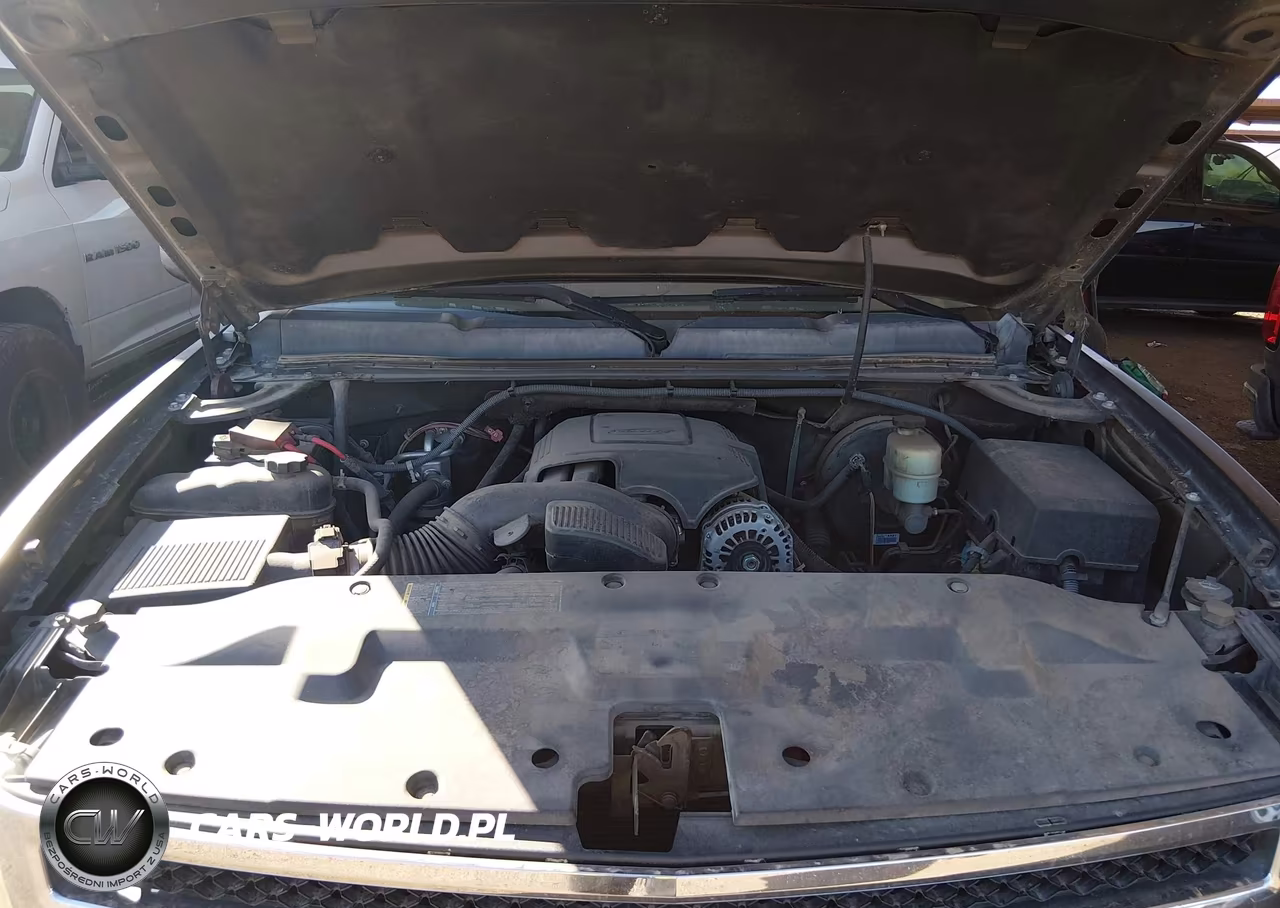 2011 Chevrolet Silverado 1500 Ls VIN:1GCRCREA6BZ115804 - 10