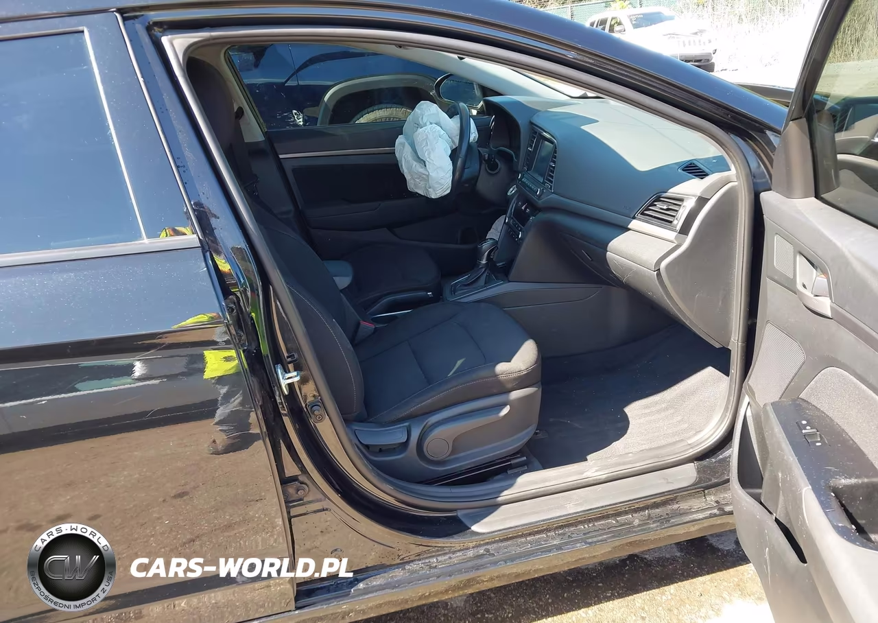 2017 Hyundai Elantra Value Edition VIN:5NPD84LF6HH149870 - 5