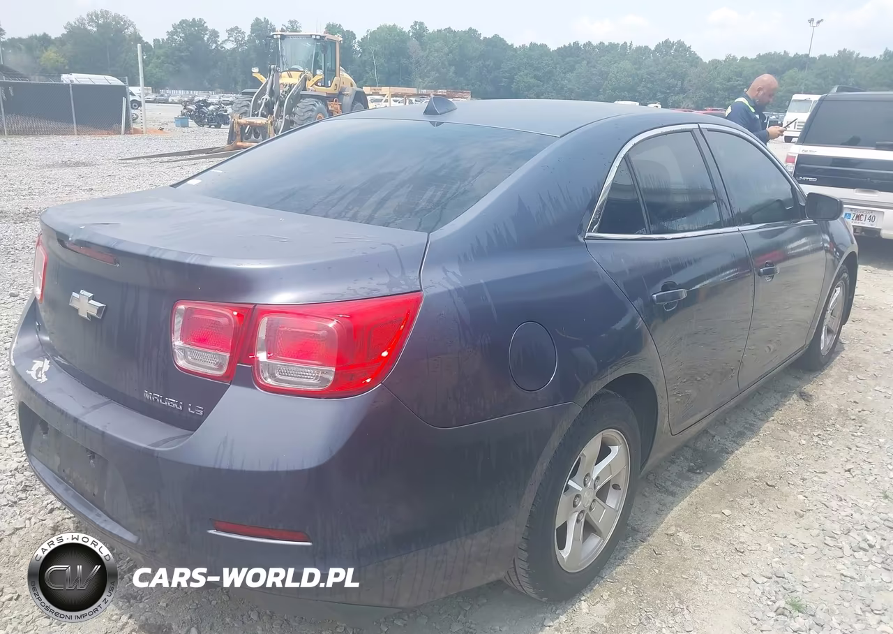 2013 Chevrolet Malibu 1Ls VIN:1G11B5SA4DF223980 - 4