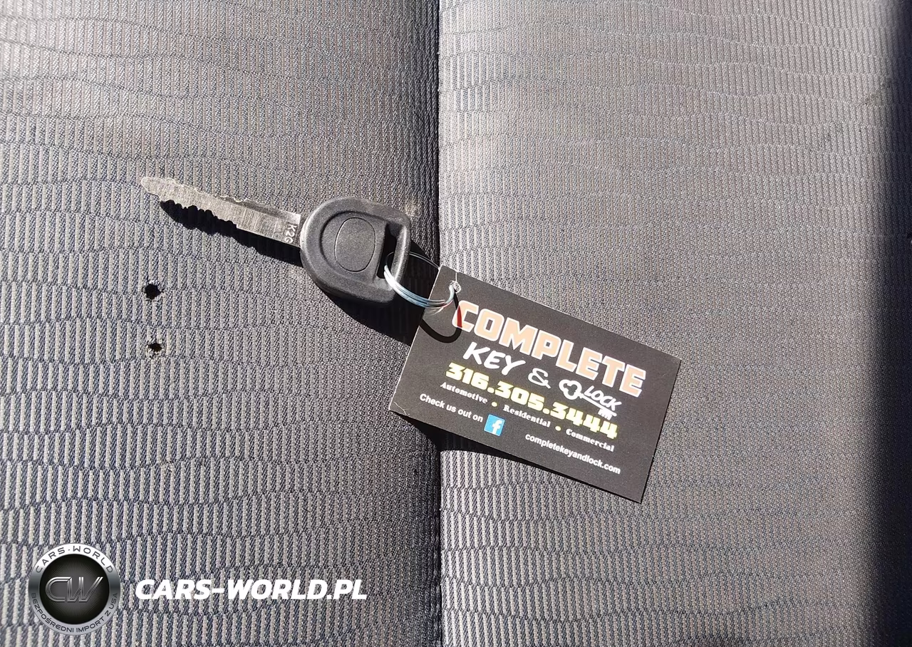 2008 Mazda Mazda3 I Touring Value VIN:JM1BK32FX81141346 - 11